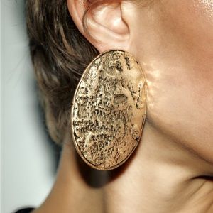 Zara limited edition Huge textured oval Earrings